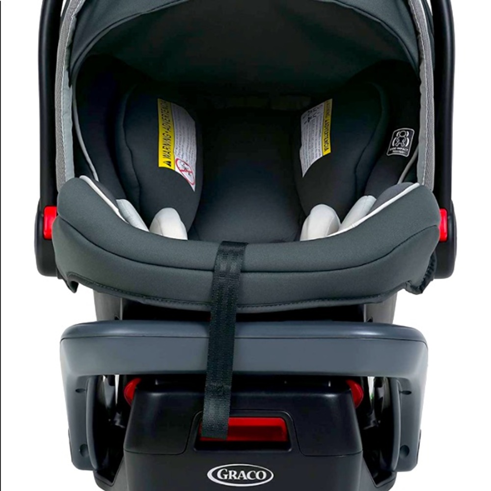 Graco snugride click connect car seat -used